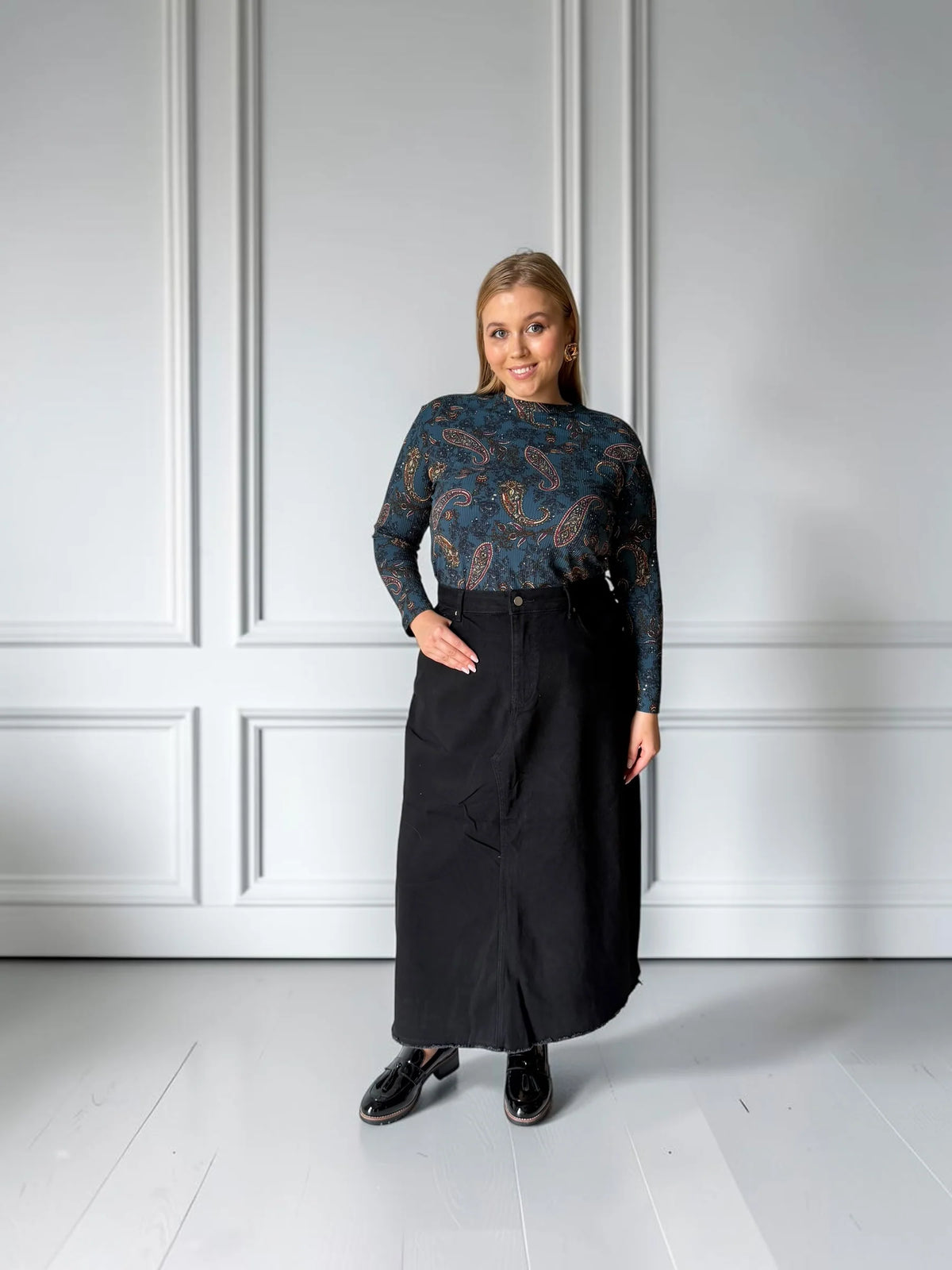 The Finesse {Maxi Skirt}