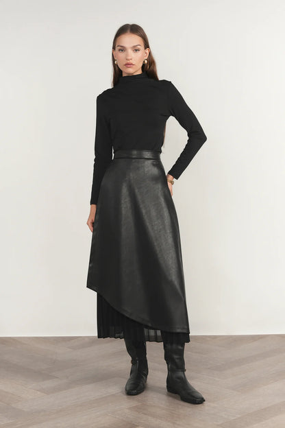 Erne Leather Skirt in Black