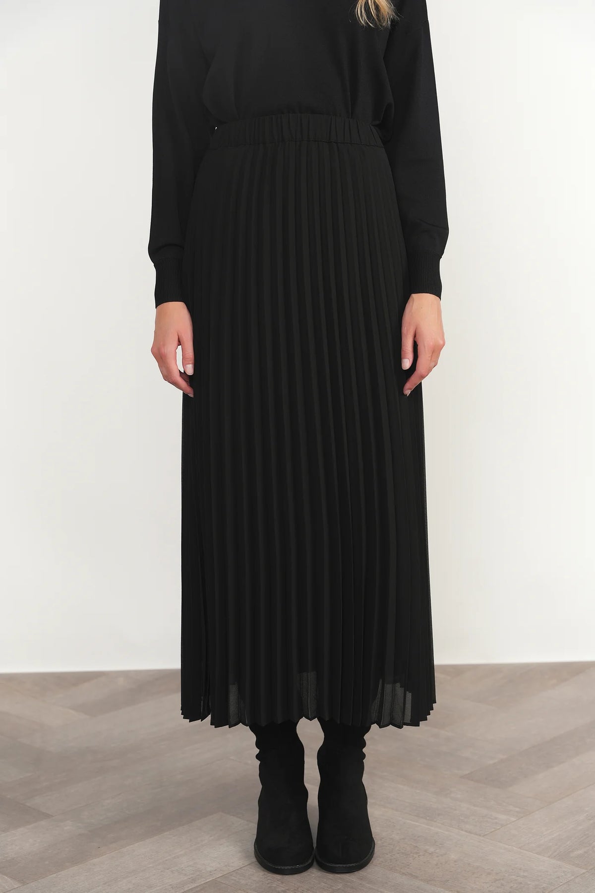 Vaal Skirt in Black