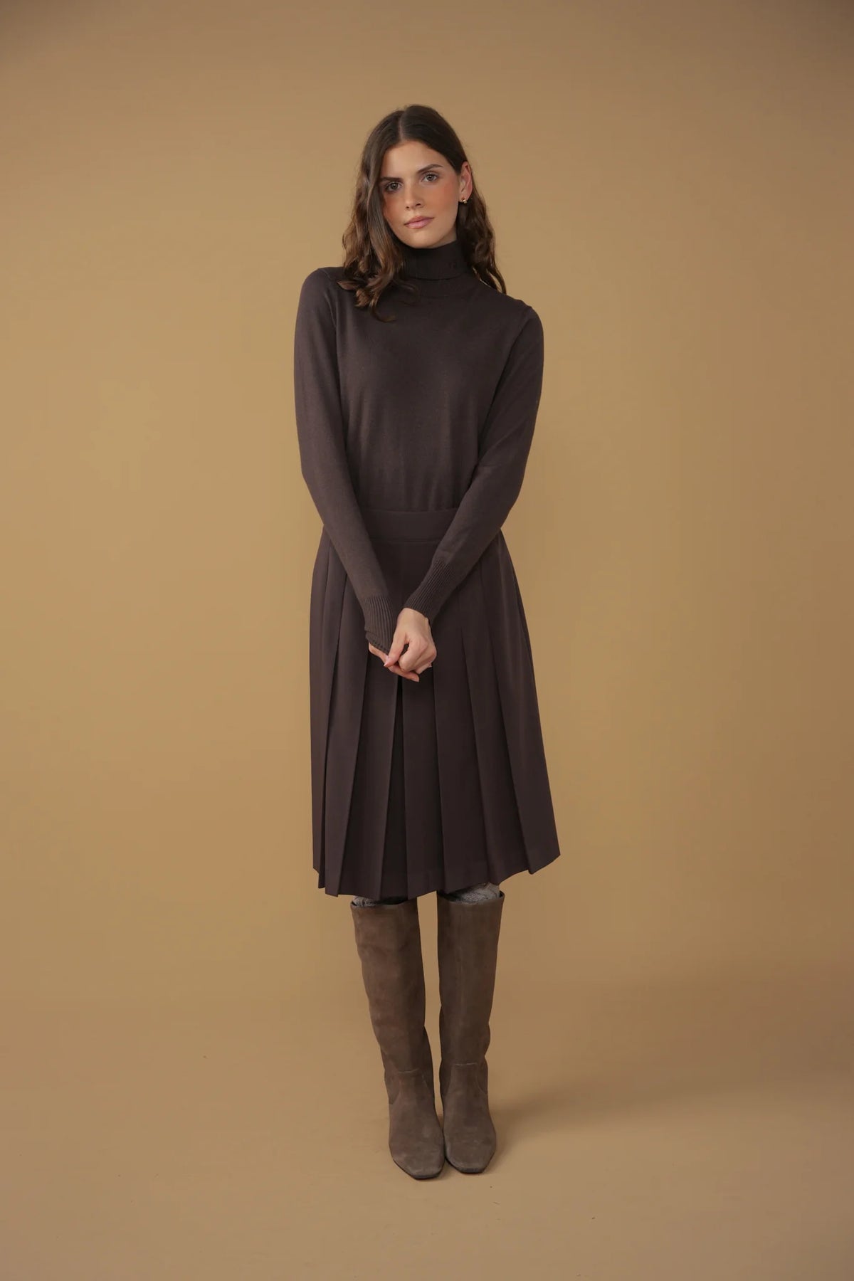 POINT SHORT PLEATED SKIRT