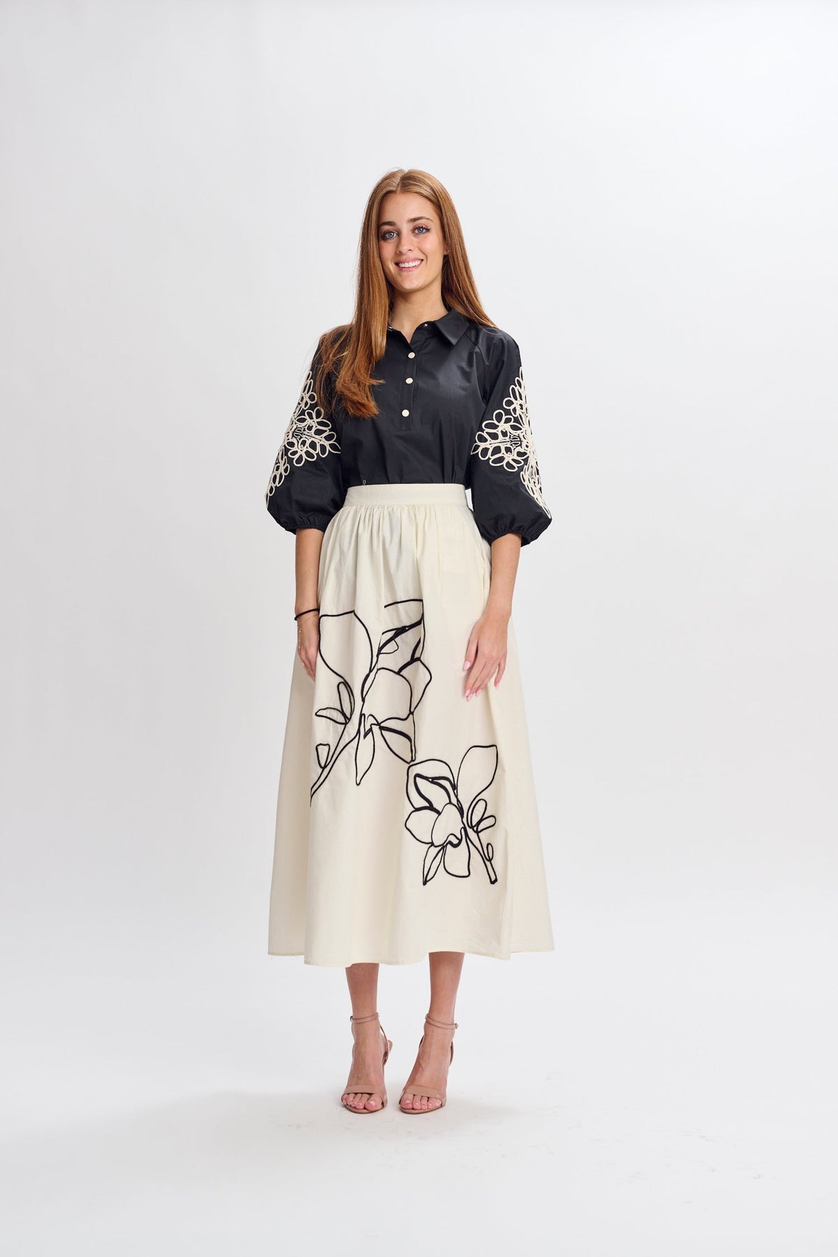 MW Cream/Black Embroidered Skirt 445007